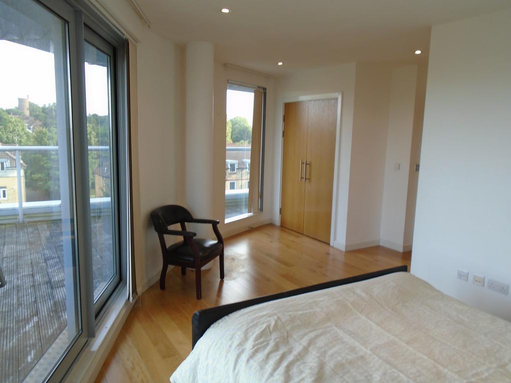 East Croydon Apartments - Just 3 Mins Walk To East Croydon Station ภายนอก รูปภาพ