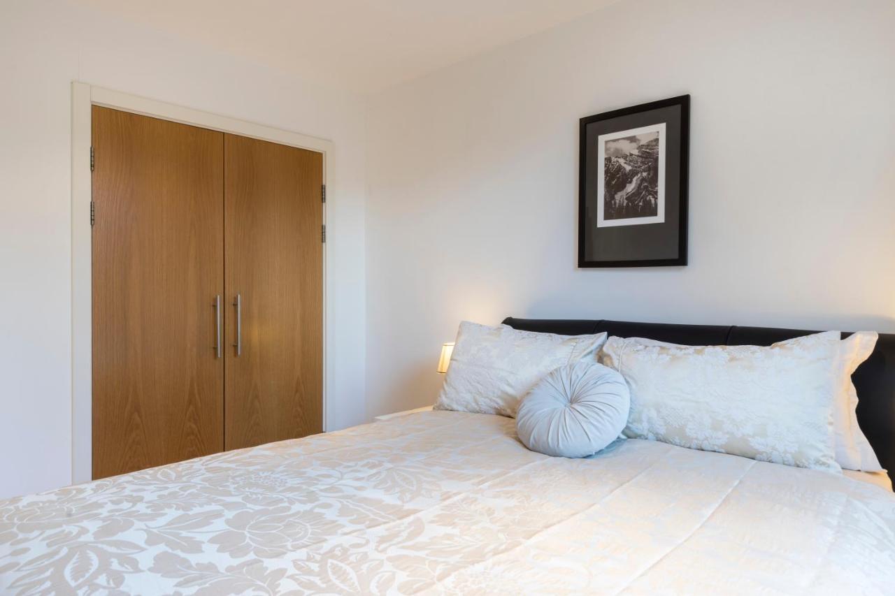 East Croydon Apartments - Just 3 Mins Walk To East Croydon Station ภายนอก รูปภาพ