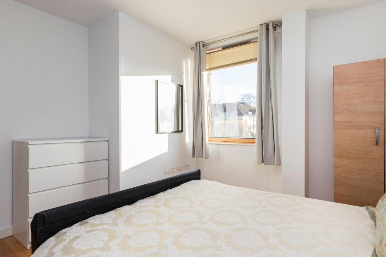 East Croydon Apartments - Just 3 Mins Walk To East Croydon Station ภายนอก รูปภาพ